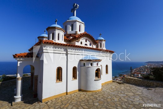 Bild på Church in Paleo Karlovasi village on Samos island Greece 